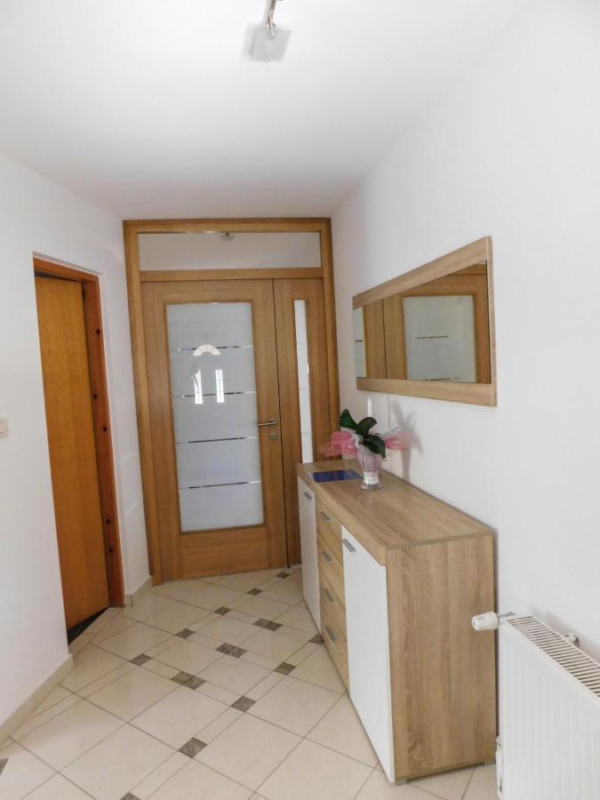 Apartman Lara Otočac Esterno foto