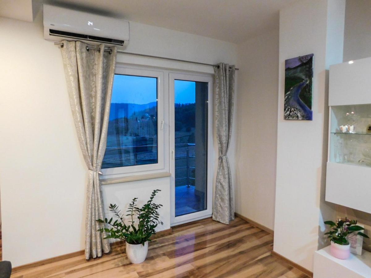 Apartman Lara Otočac Esterno foto